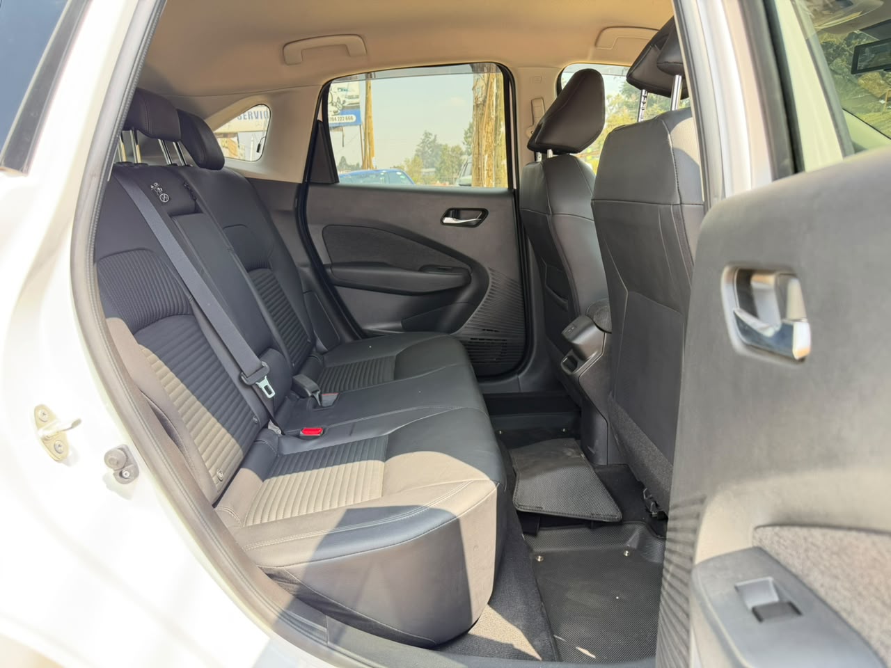 2019-Nissan Note Auro E-power -White