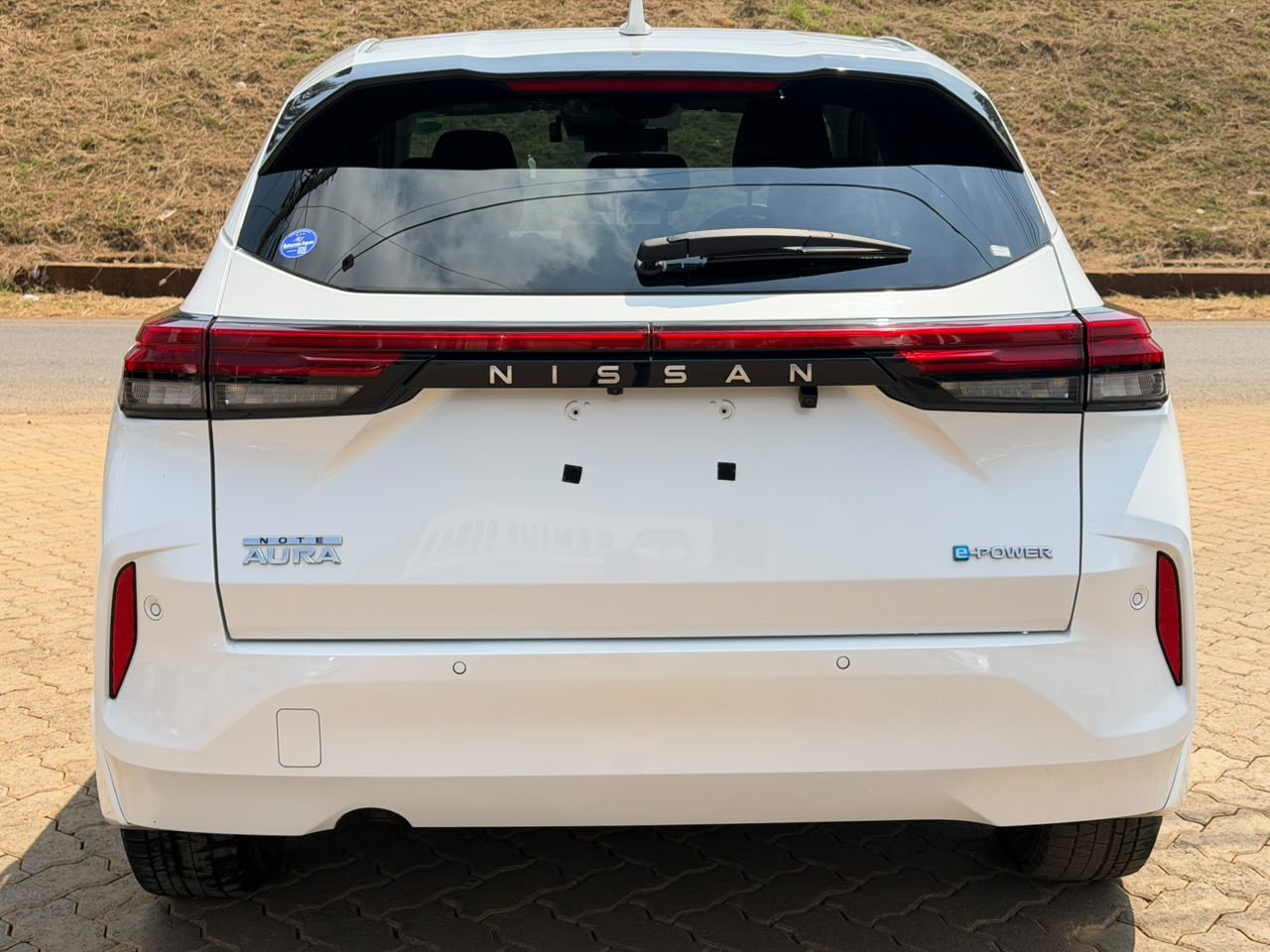 2019-Nissan Note Auro E-power -White