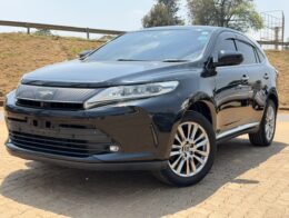 Toyota Harrier Progress- Black