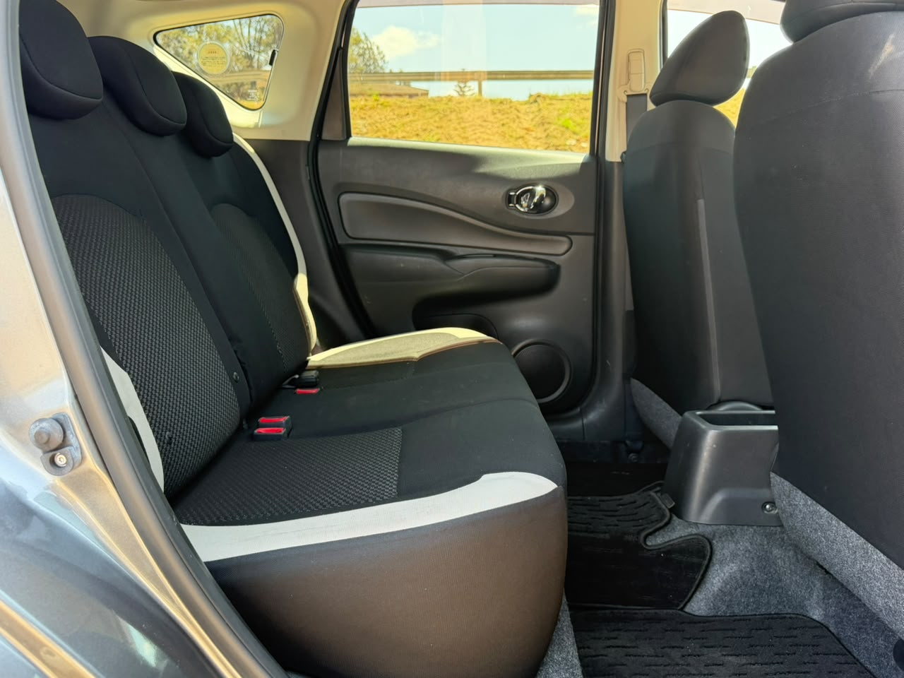 2019-Nissan Note e-power – Gray