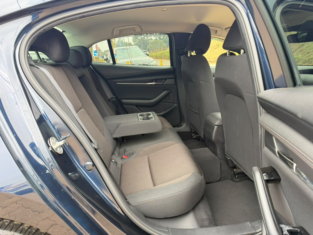 2019-Mazda 3 (SkyactivG) – Blue