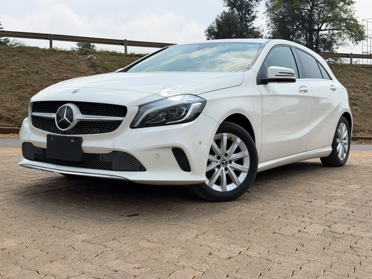 2019- Mercedes Benz A180- Pearl White