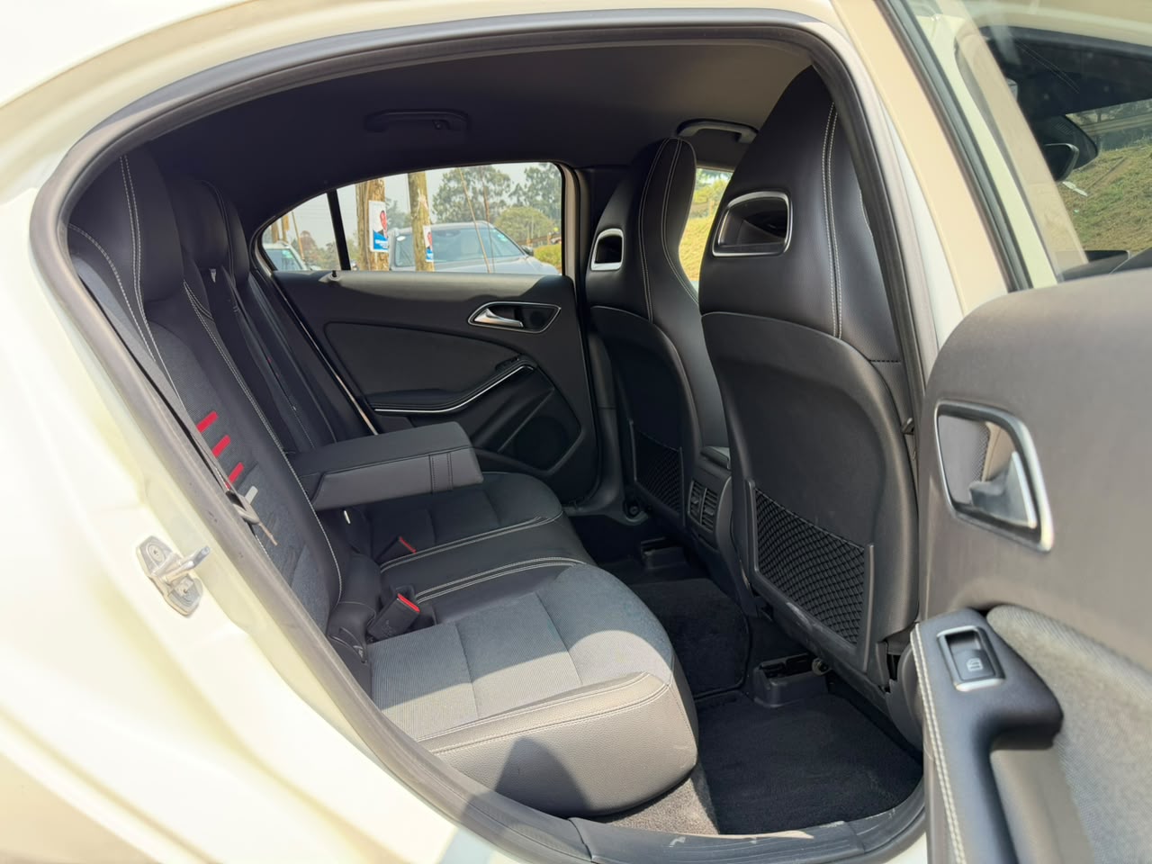 2019- Mercedes Benz A180- Pearl White