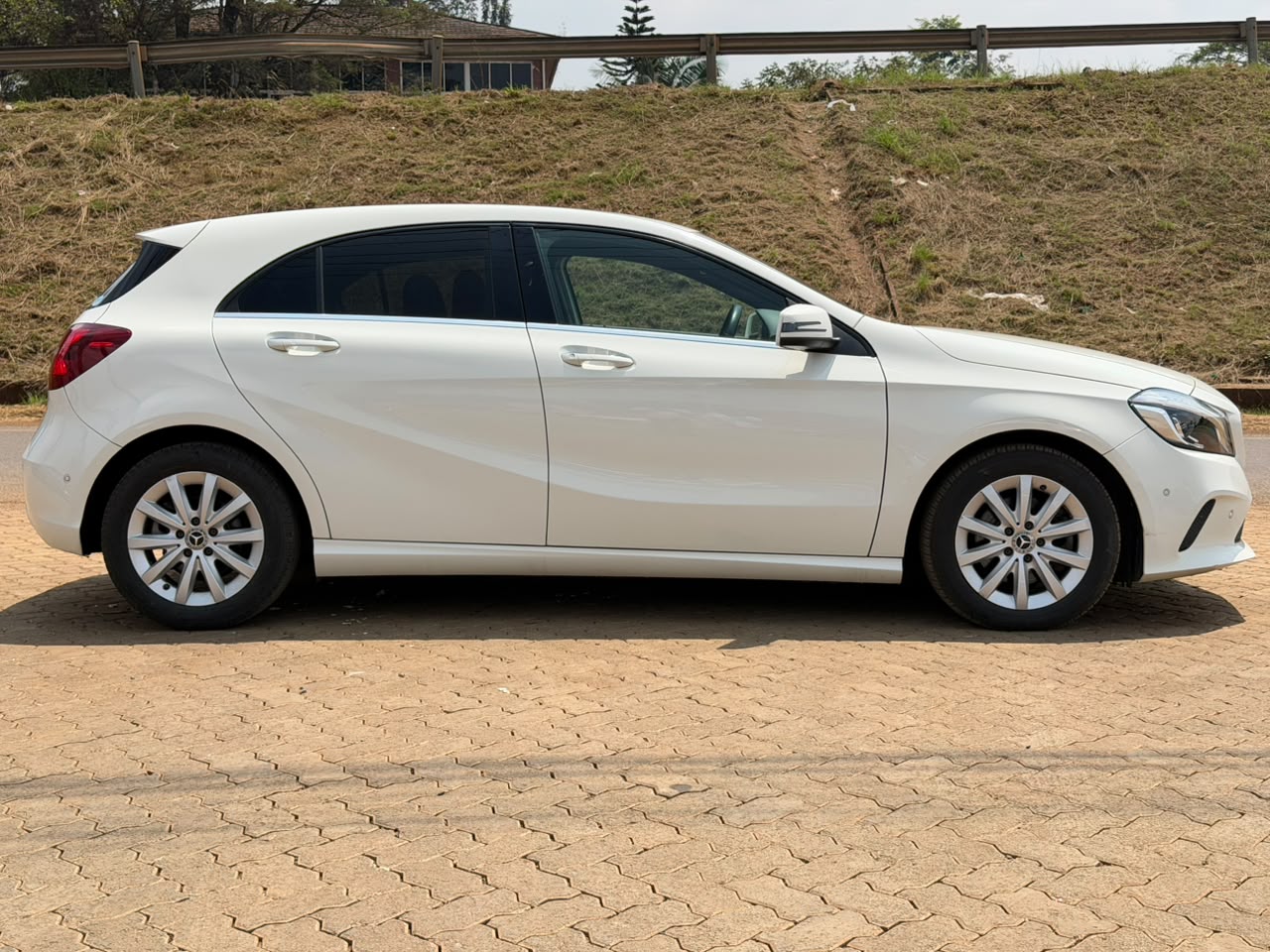 2019- Mercedes Benz A180- Pearl White