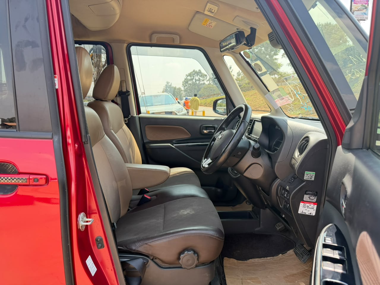 2019-Nissan Dayz Roox Highway Star -Wine Red