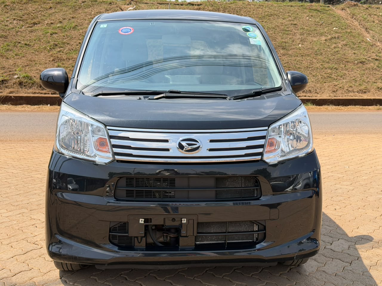 2021-Daihatsu Move- Black