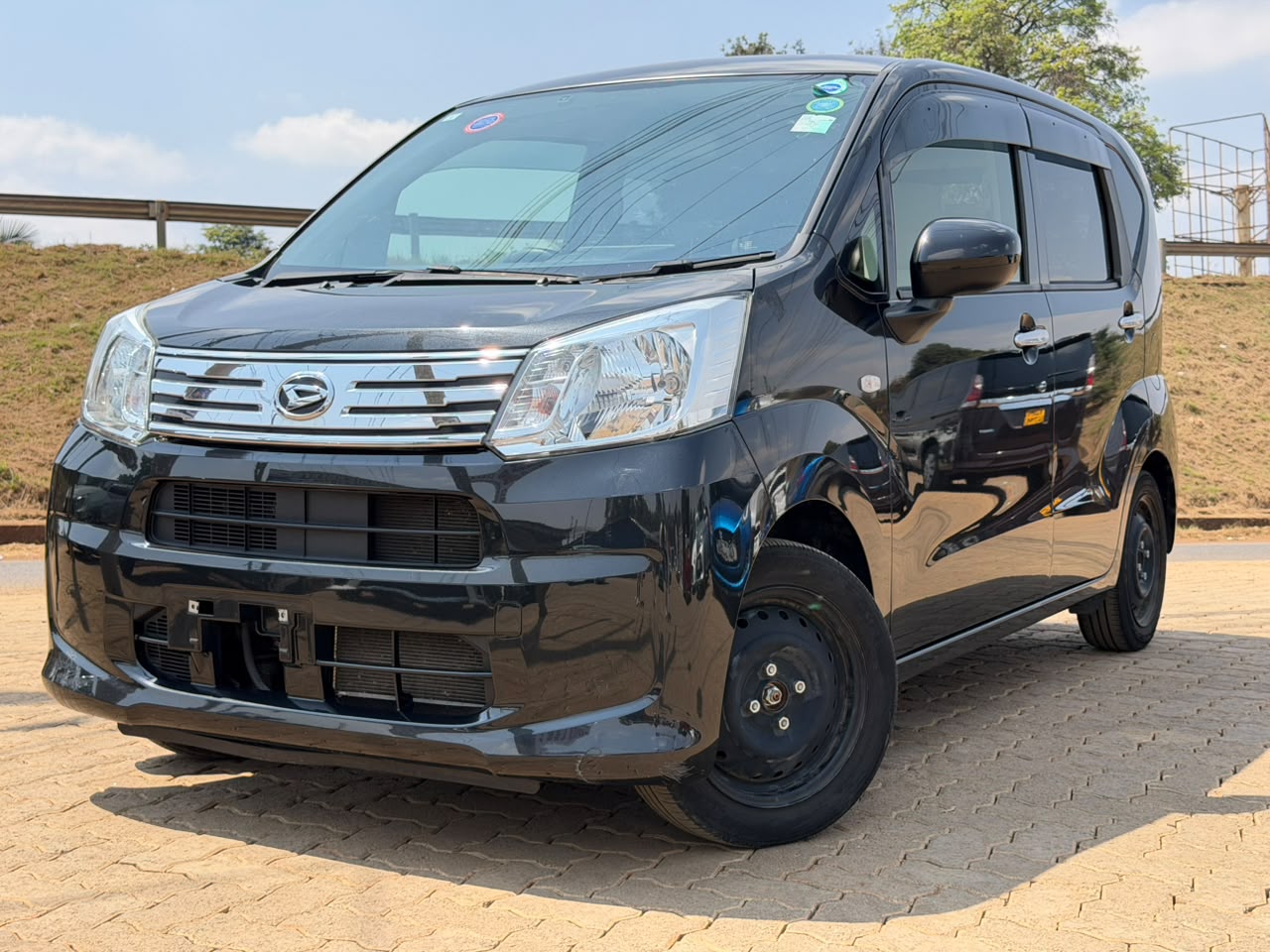 2021-Daihatsu Move- Black