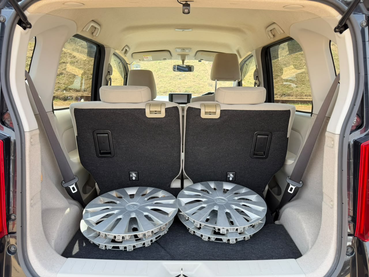 2021-Daihatsu Move- Black
