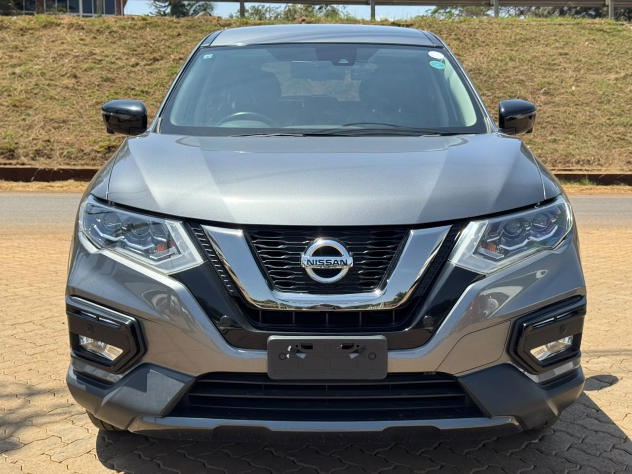 2019-Nissan X-Trail 4*4 -Gray