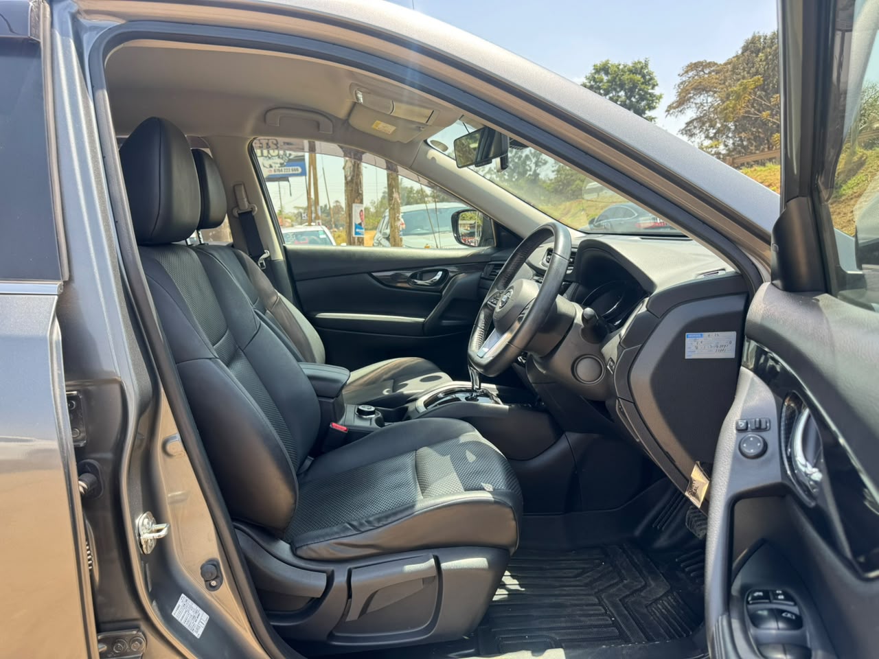 2019-Nissan X-Trail 4*4 -Gray