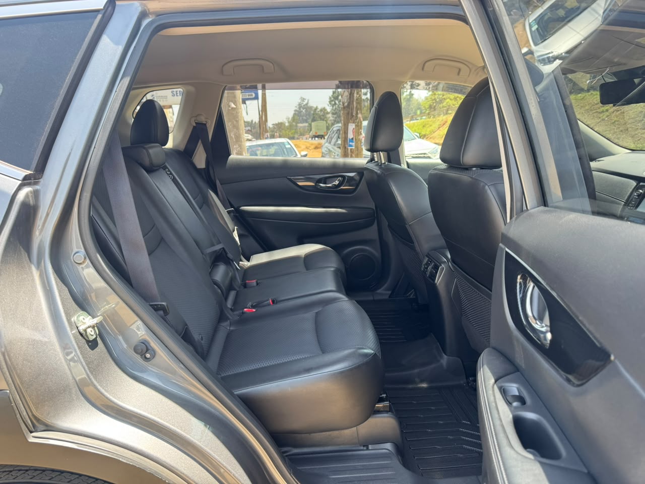2019-Nissan X-Trail 4*4 -Gray