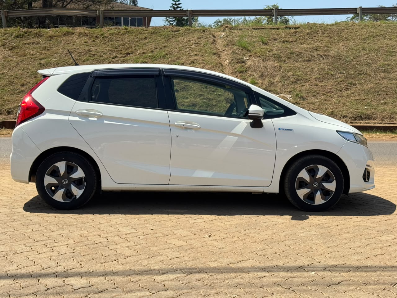 2019- Honda Fit Hybrid- White