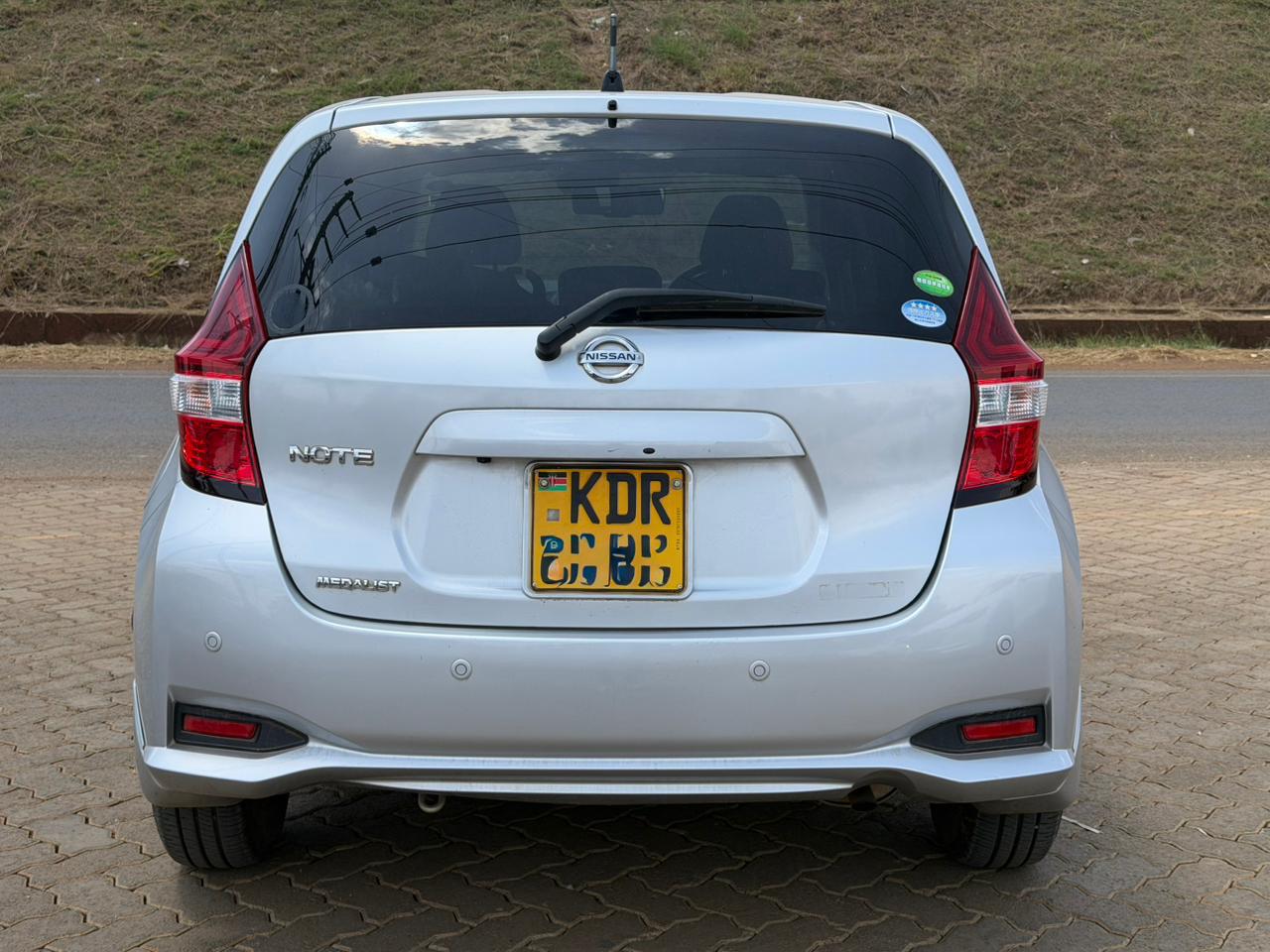 2019 – Nissan Note E-power Medalist