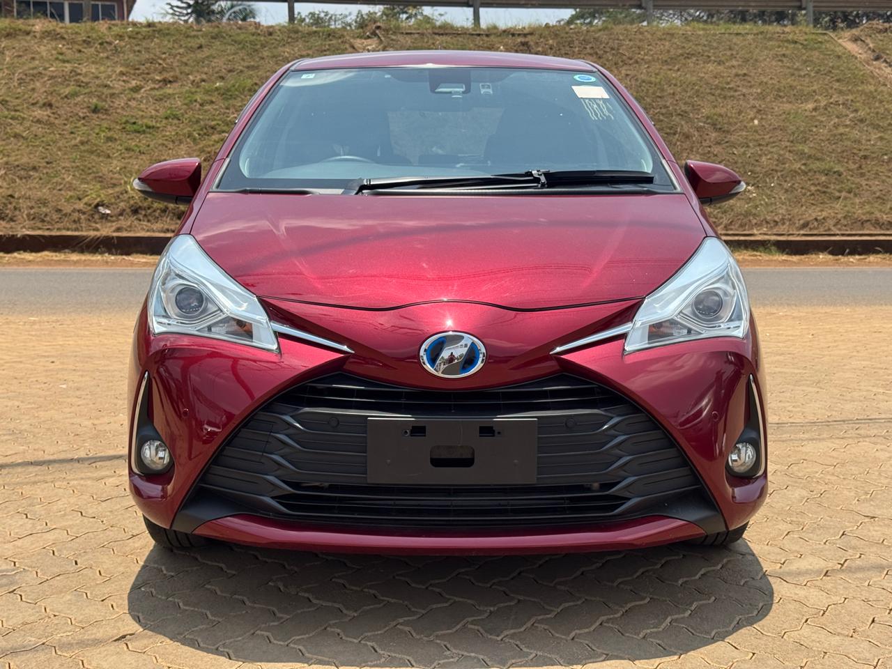 2019  – Toyota Vitz Hybrid – Red