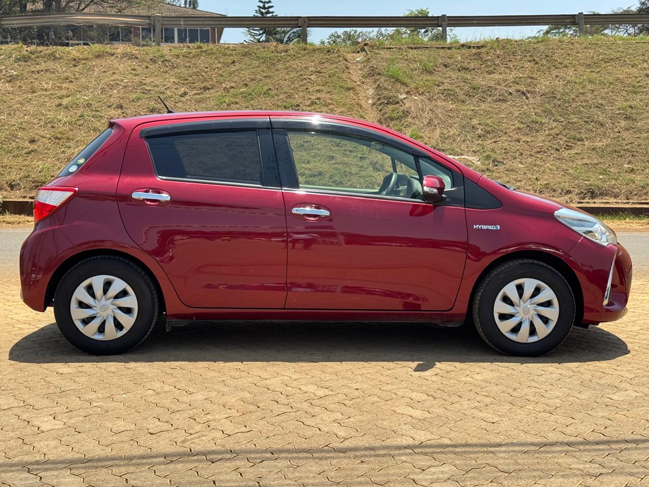 2019  – Toyota Vitz Hybrid – Red