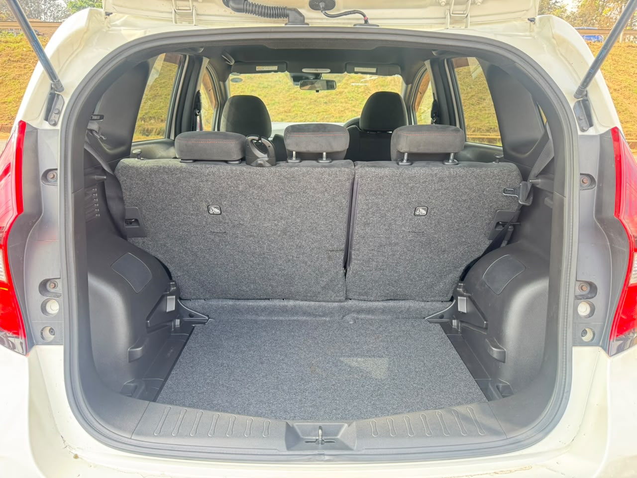 2020 – Nissan Note Nisimo – White