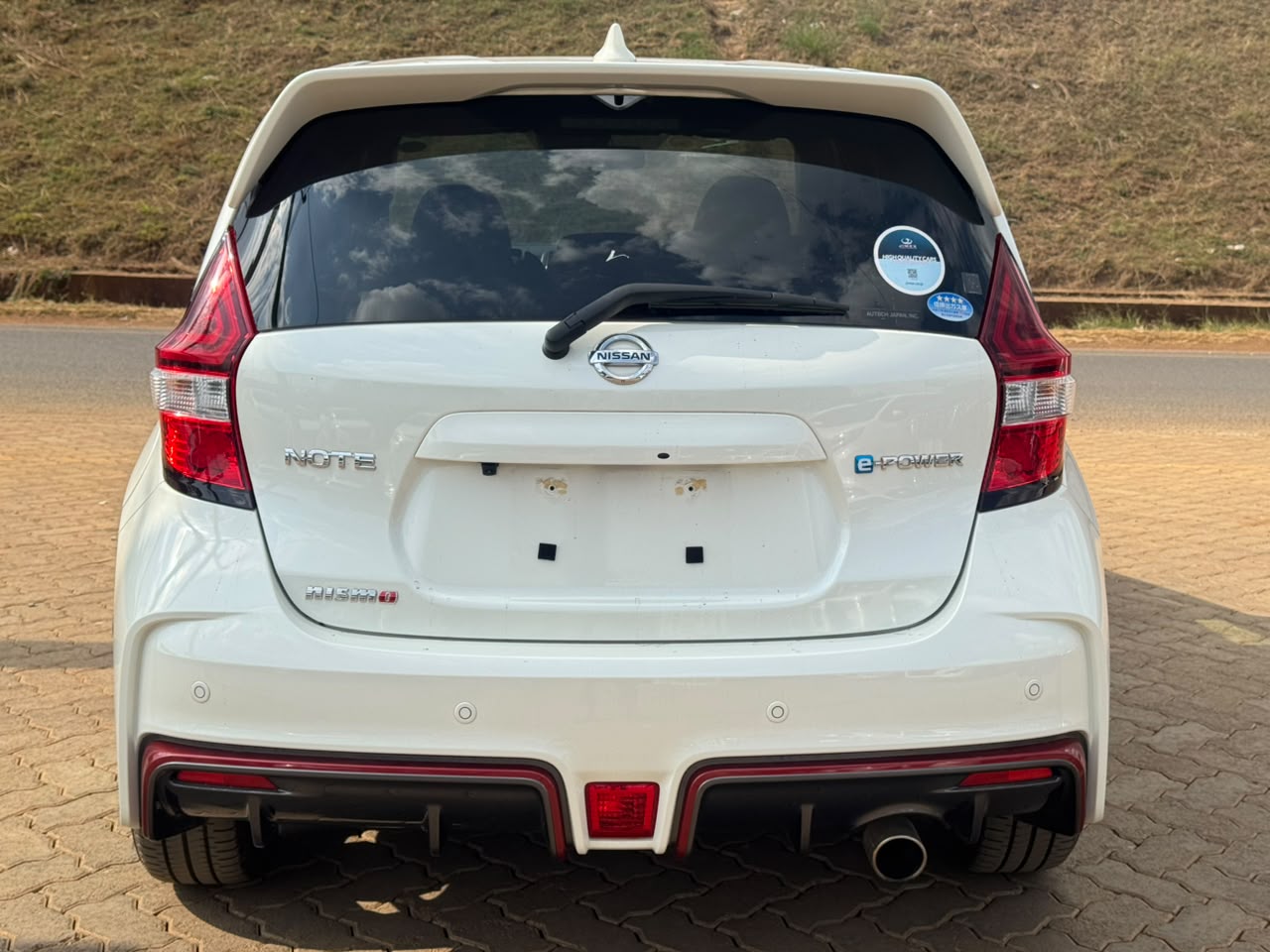 2020 – Nissan Note Nisimo – White