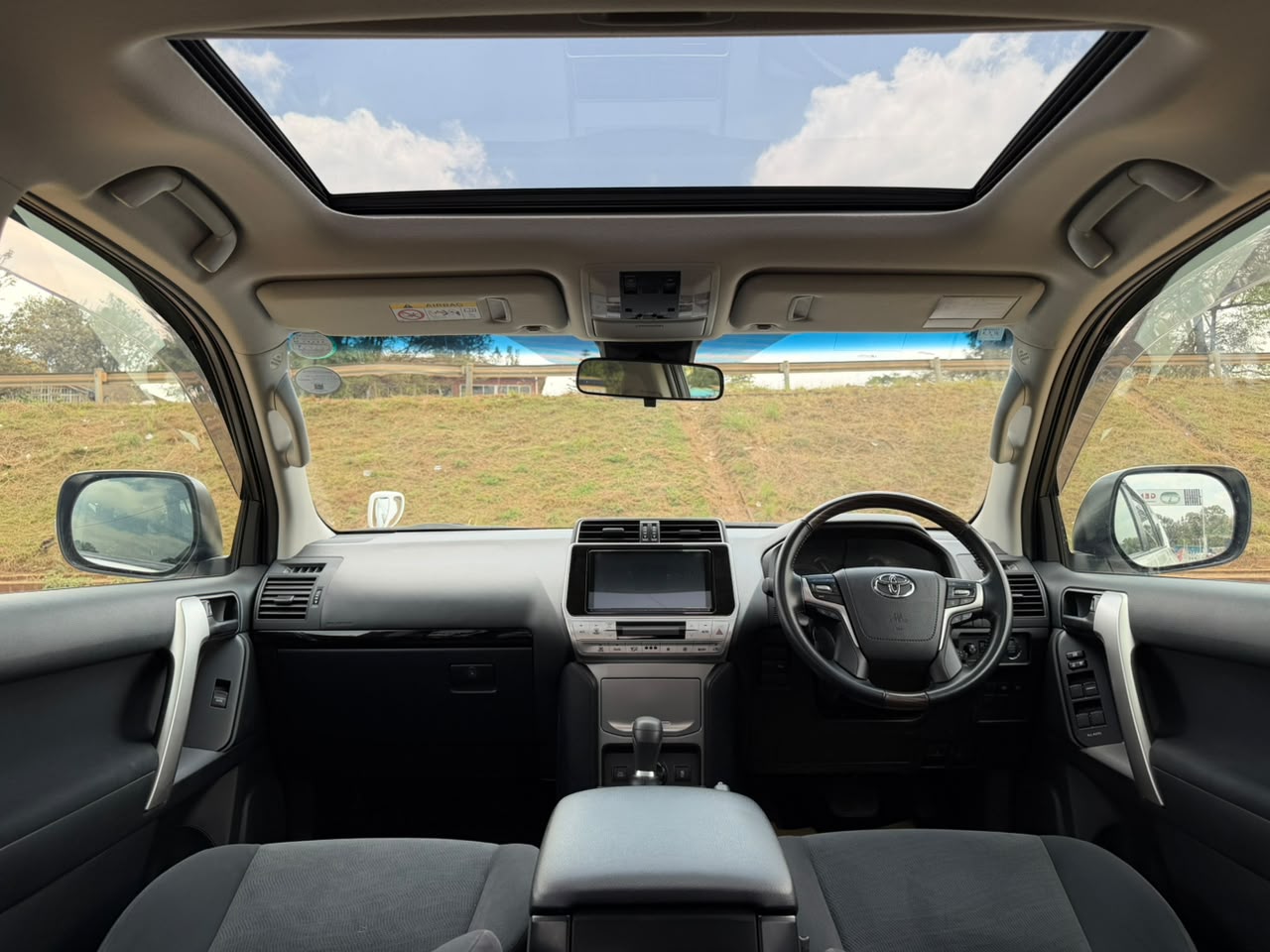 2019 – Toyota Landcruiser Prado TX – White