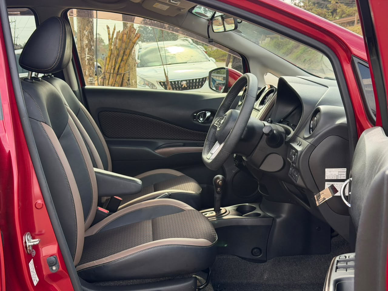 2019 – Nissan Note Medalist – Red