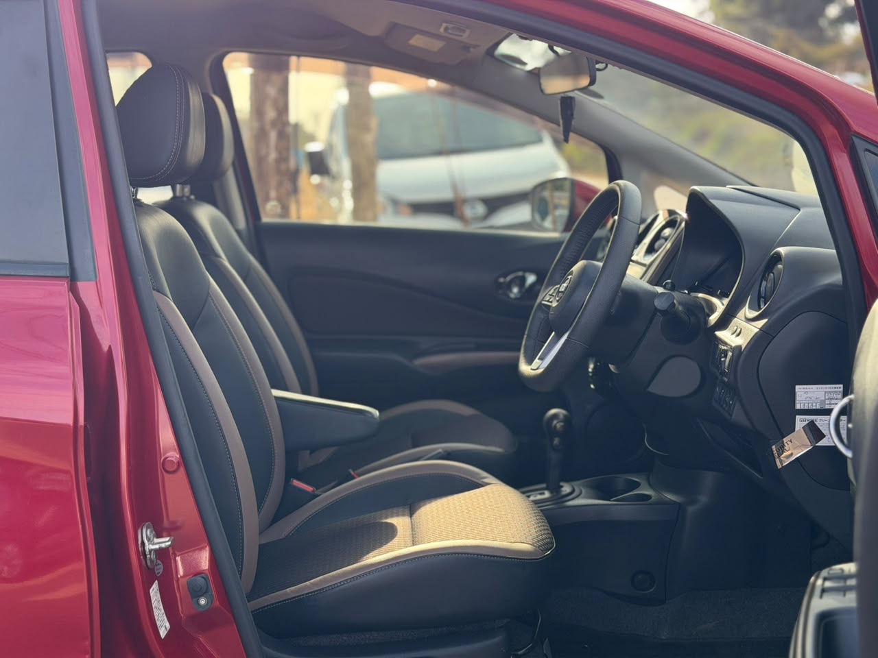 2019 – Nissan Note Medalist – Red