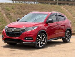 2019 – Honda Vezel RS – Red