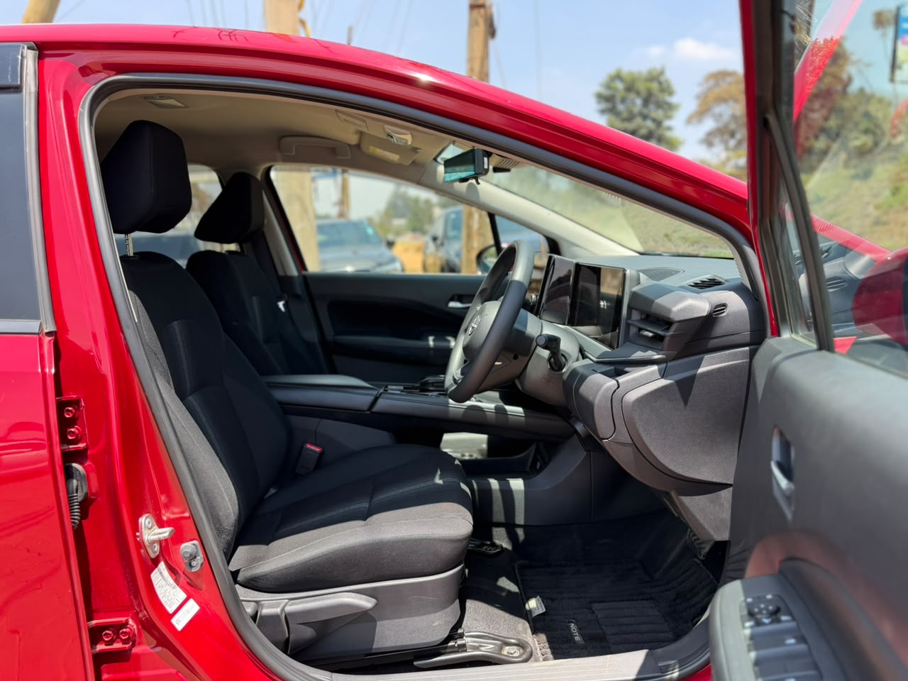 2021 – Nissan Note E-Power – Red