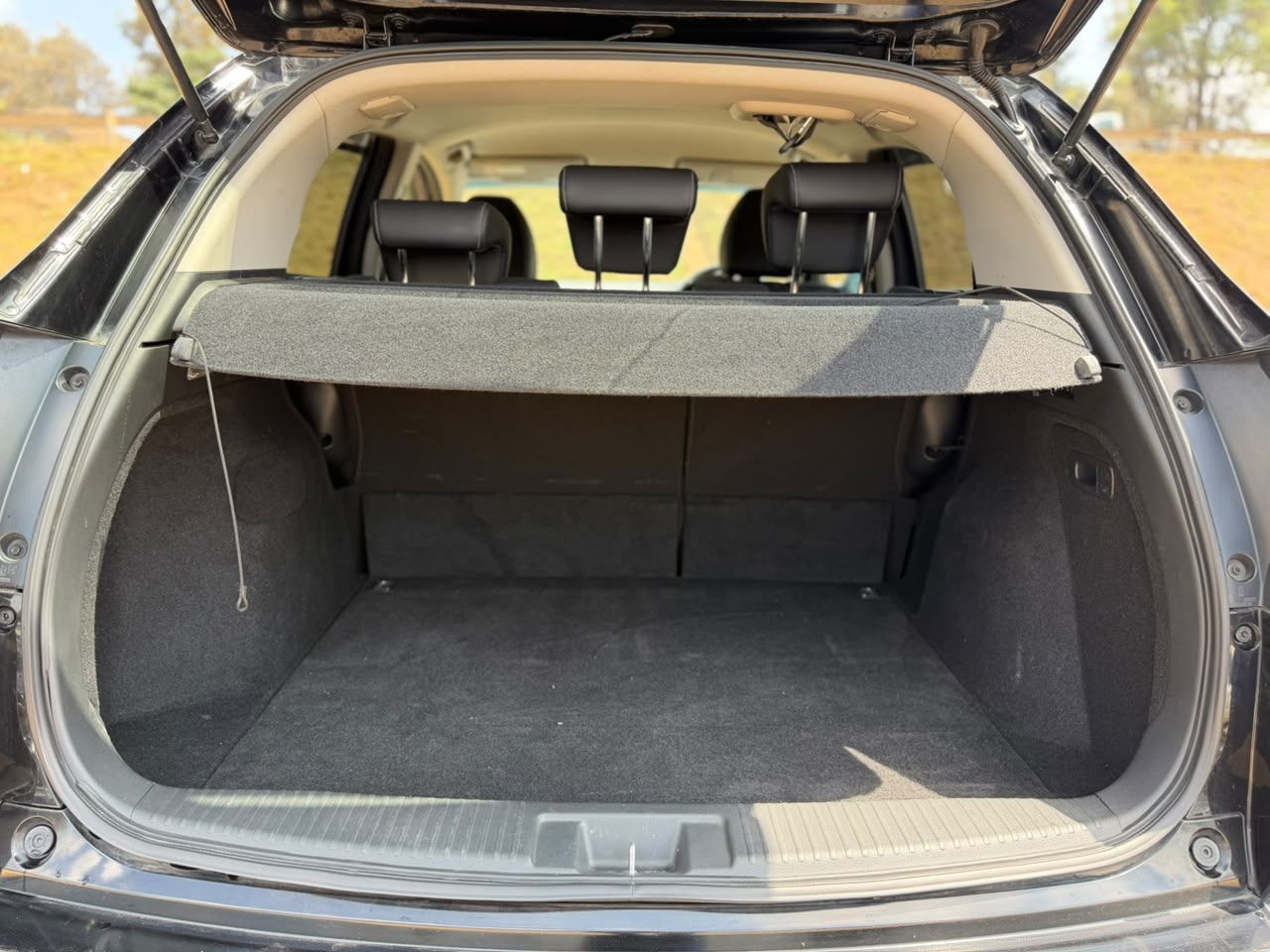 2017 – Honda Vezel – Black