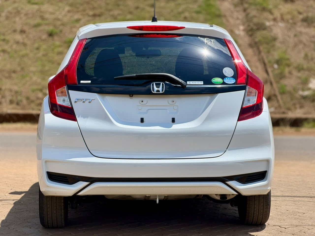 2019 – Honda Fit – White