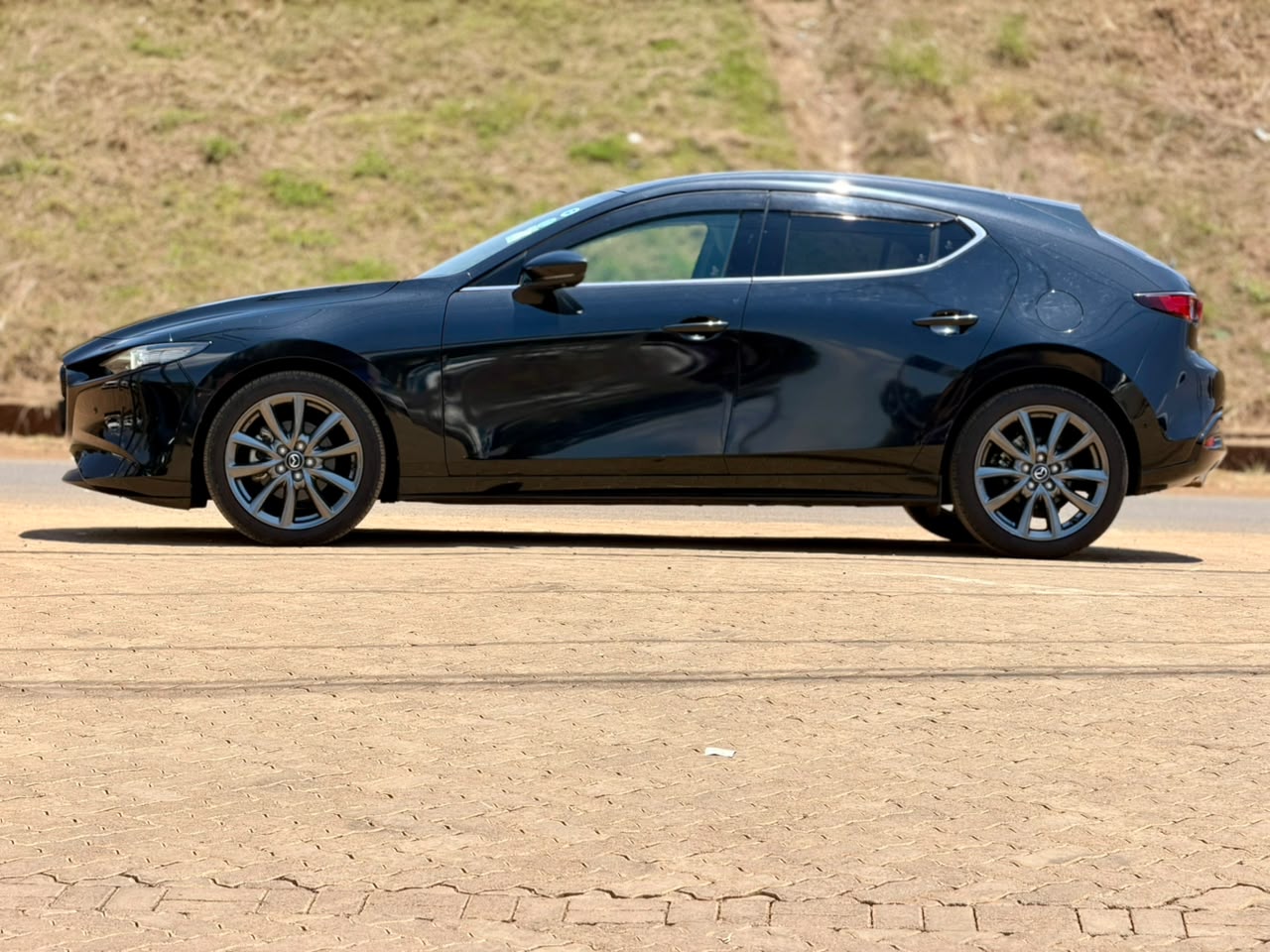 2020 – Mazda 3 – Black