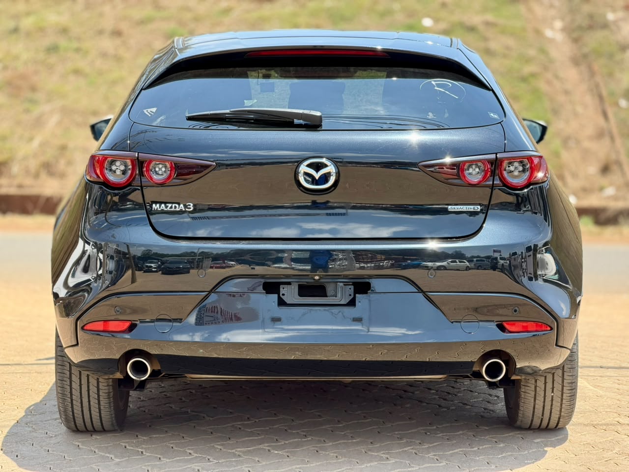 2020 – Mazda 3 – Black