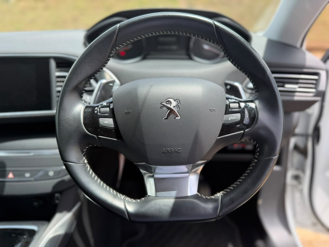 2019 – Peugot 308 – White