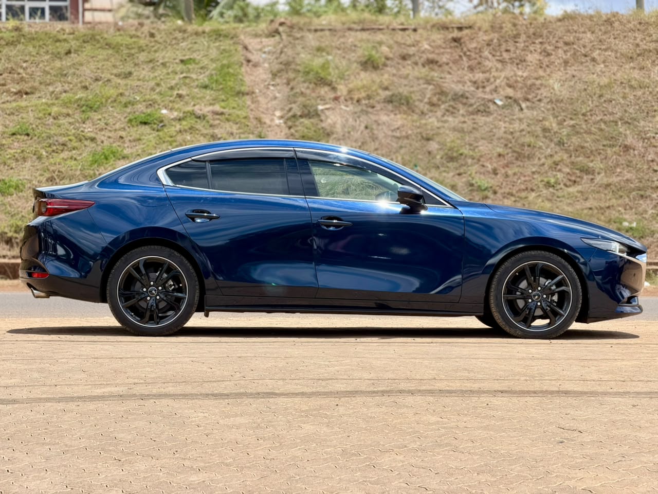 2020 – Mazda 3 – Blue