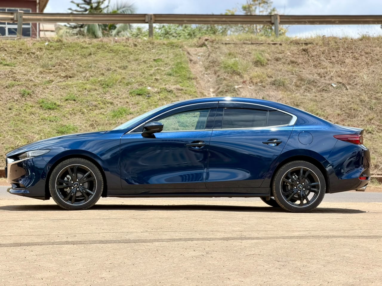 2020 – Mazda 3 – Blue