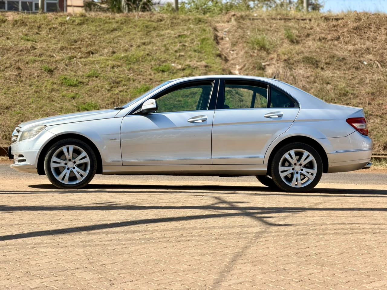2007 – Mercedes Benz C200 Kompressor – Silver