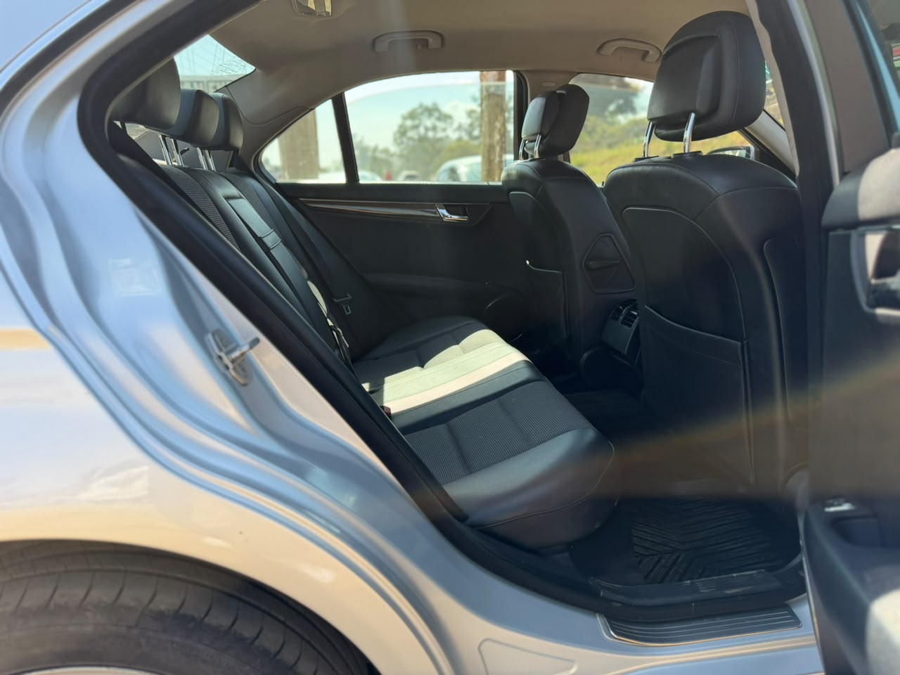 2007 – Mercedes Benz C200 Kompressor – Silver