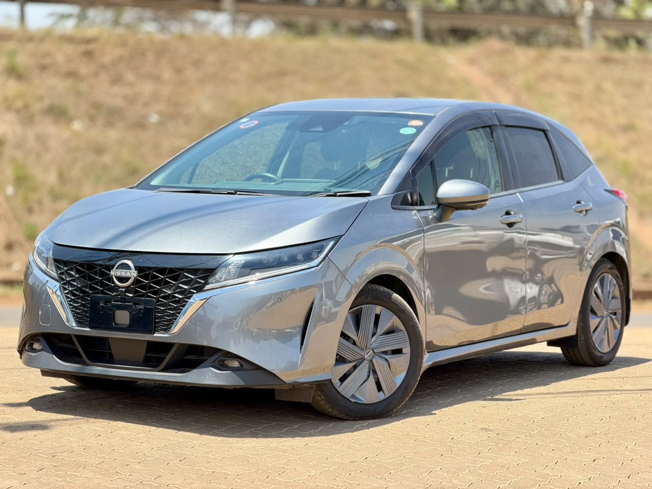 2021 – Nissan Note E-Power – Silver