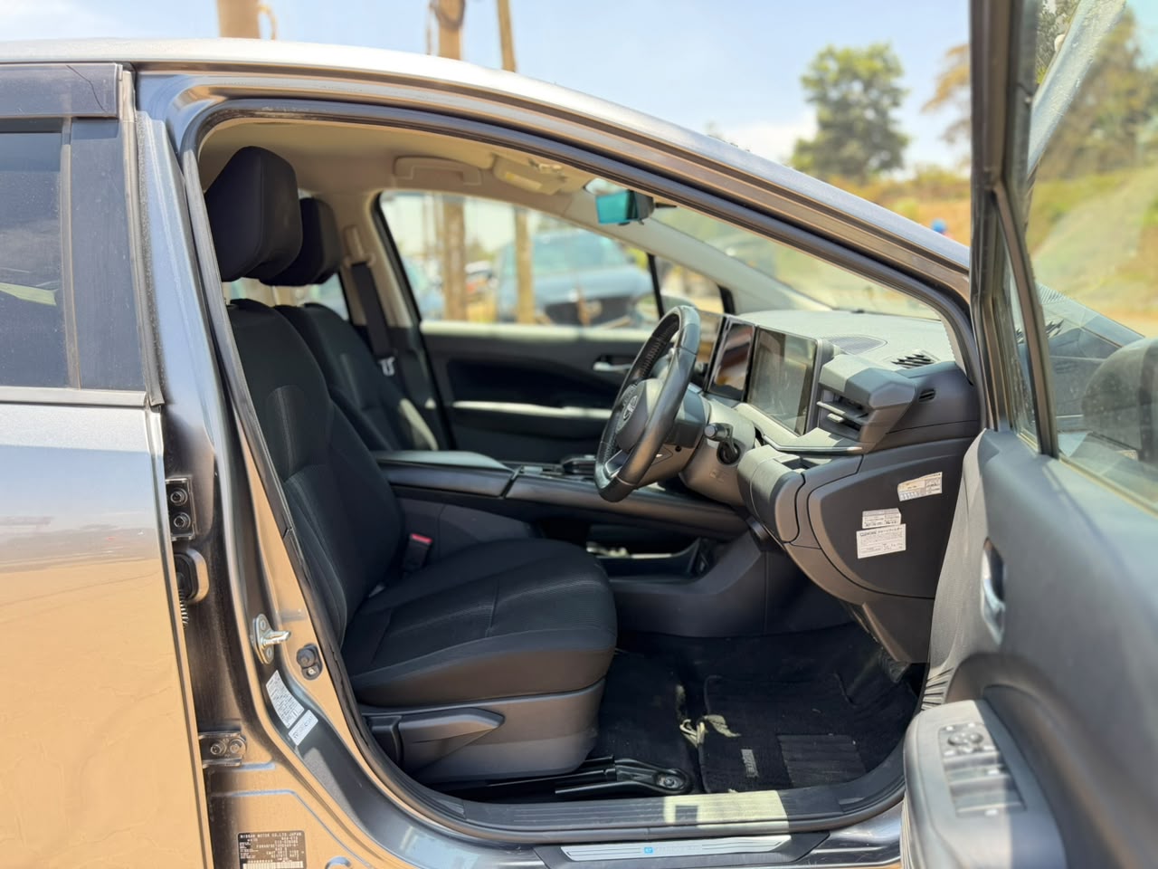 2021 – Nissan Note E-Power – Silver