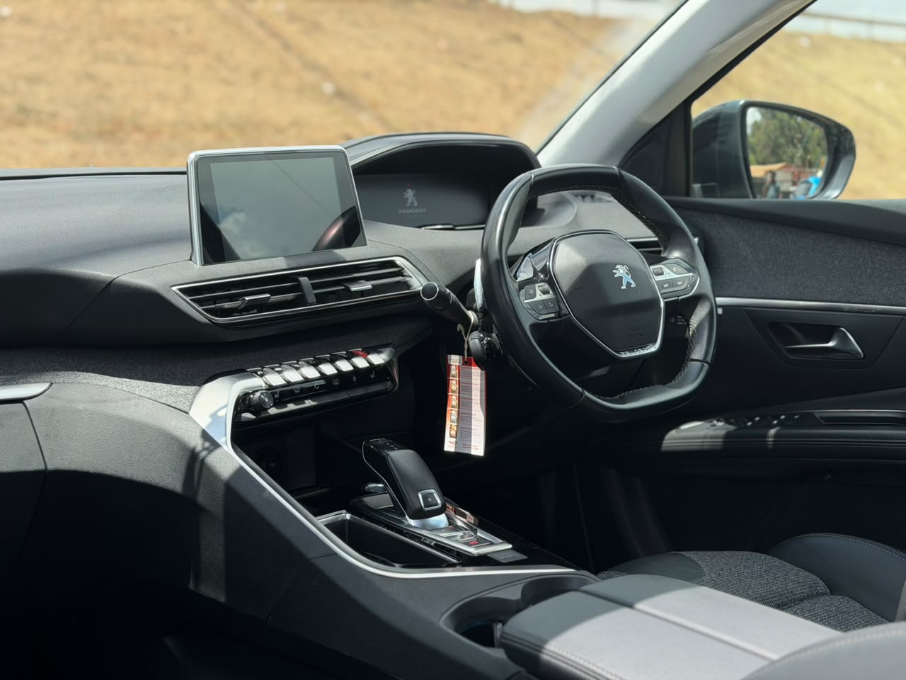 2019 – Peugeot 5008 – Navy Blue