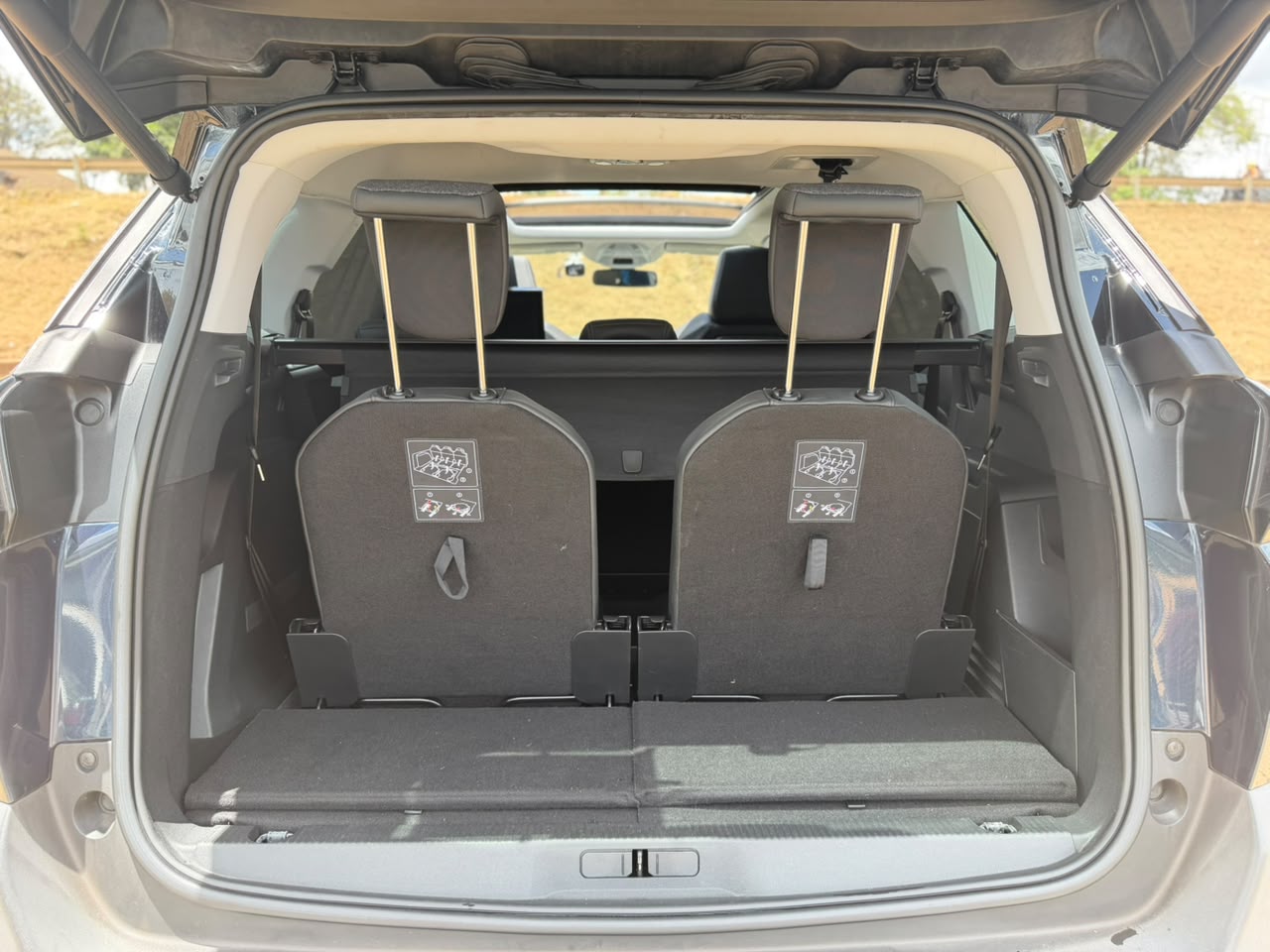 2019 – Peugeot 5008 – Navy Blue