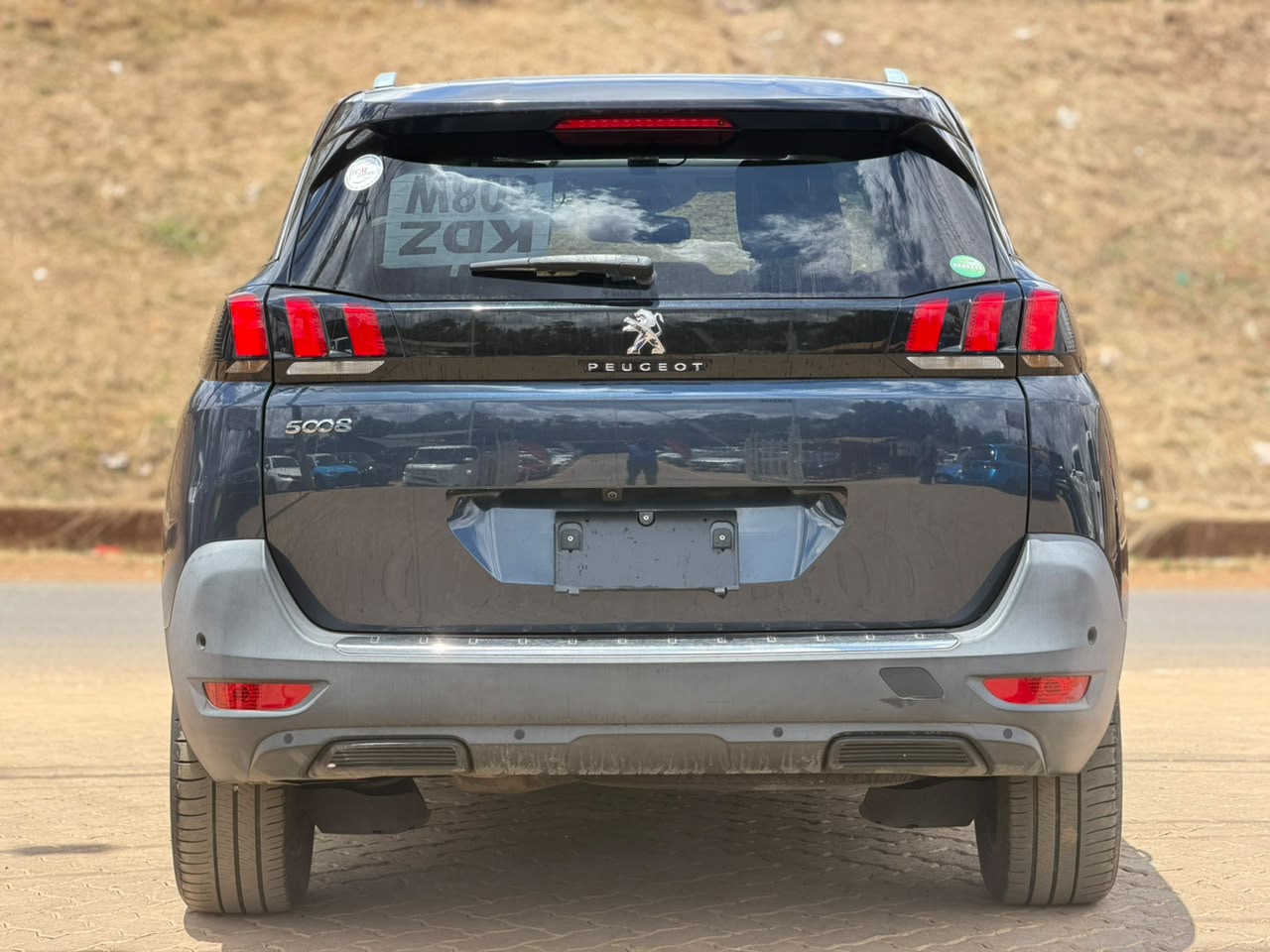 2019 – Peugeot 5008 – Navy Blue