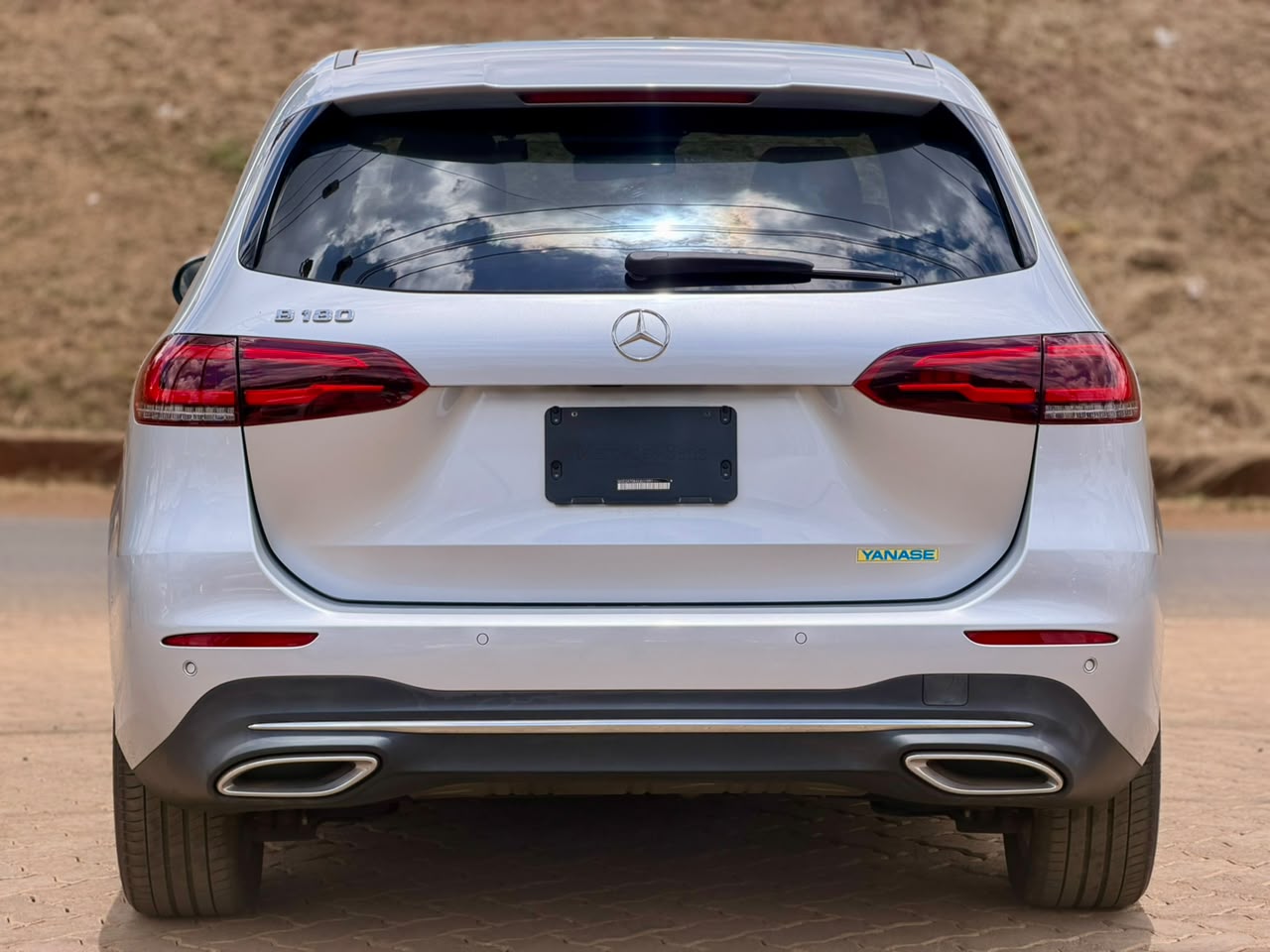 2019 – Mercedes-Benz B180 – Silver