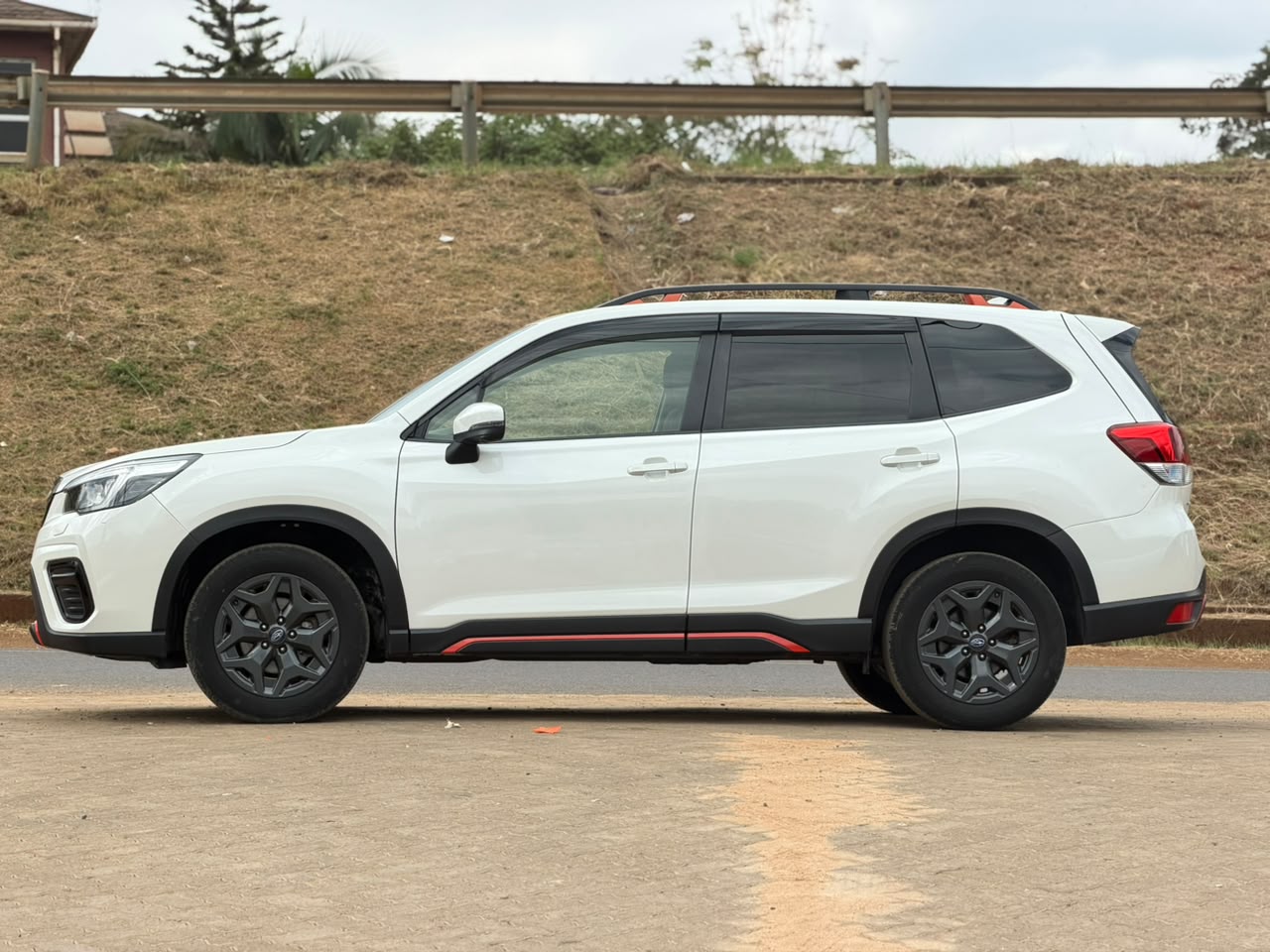 2019 – Subaru Forester X-Break AWD – White