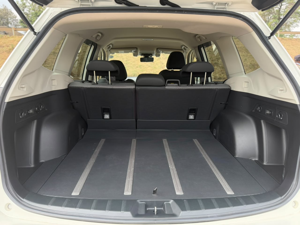 2019 – Subaru Forester X-Break AWD – White