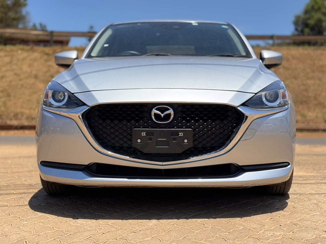 2020 – Mazda 2 – Silver