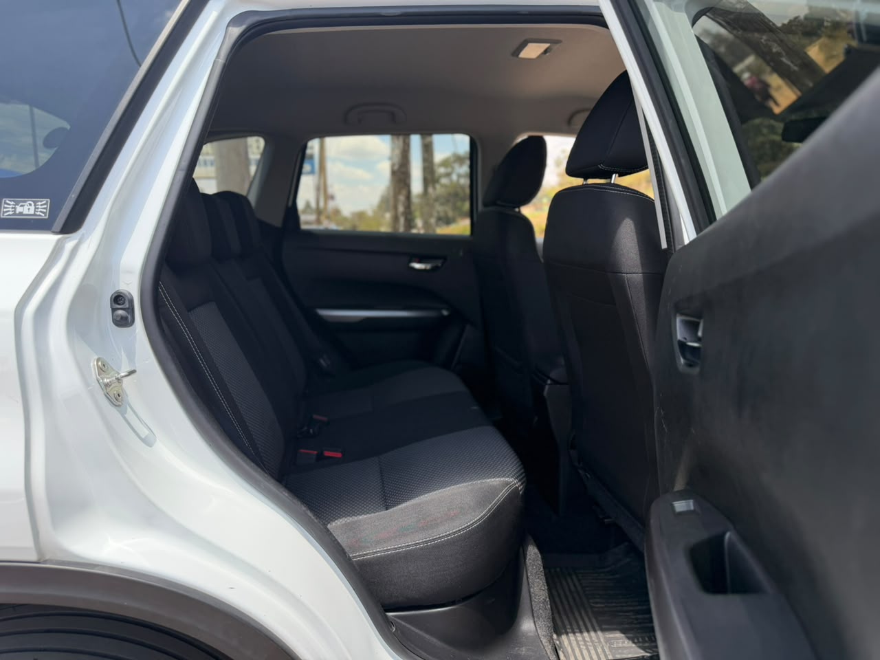 2019 – Suzuki Vitara – White