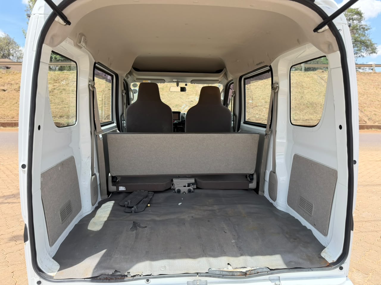 2020 – Suzuki Every – White