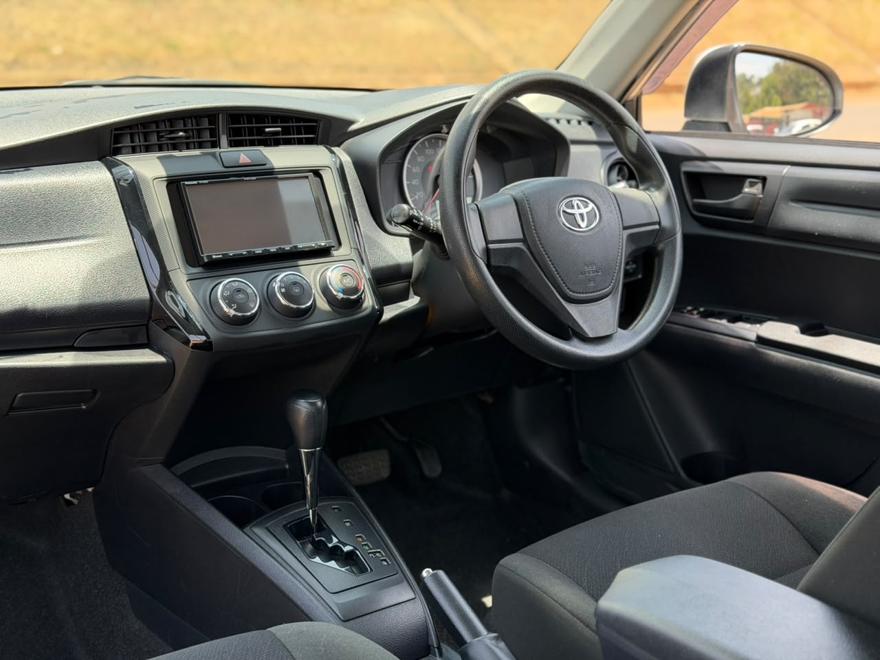 2019 – Toyota Axio – Silver