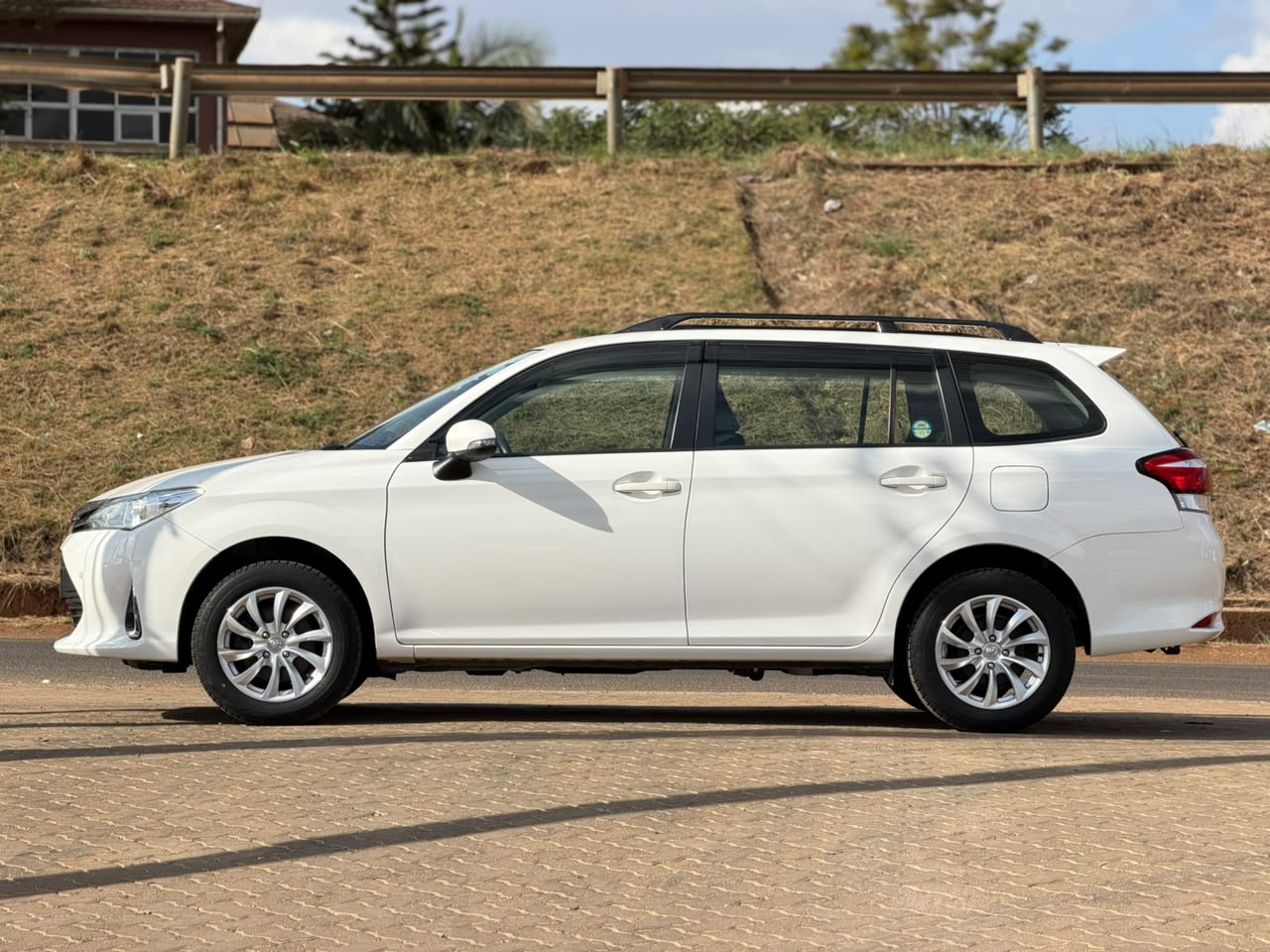 2019 – Toyota Fielder – White