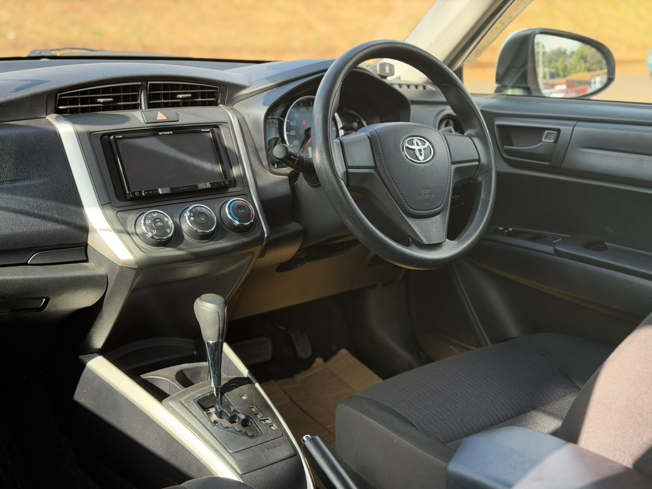 2019 – Toyota Fielder – White