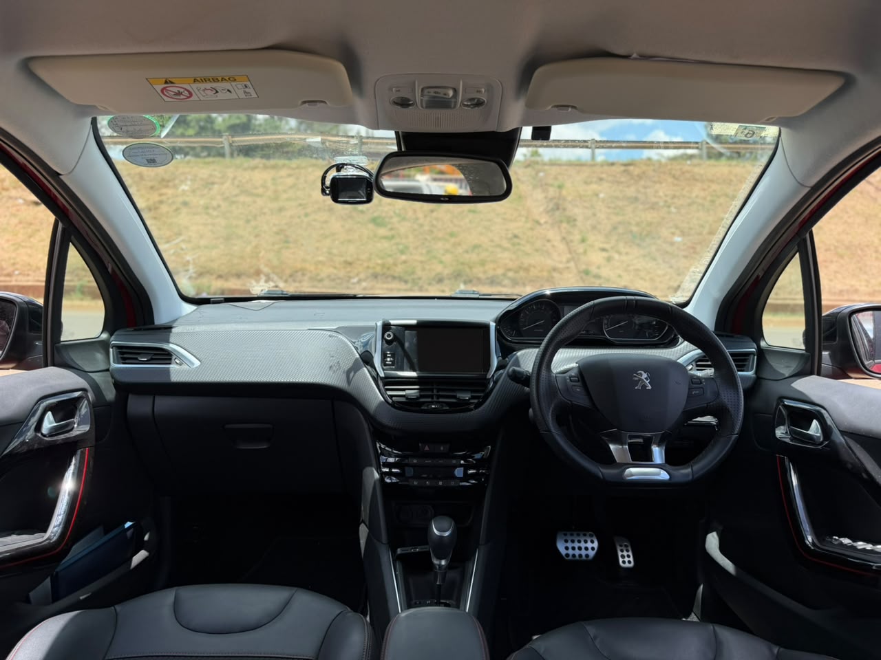 2019 – Peugeot 208 Gt Line – Red
